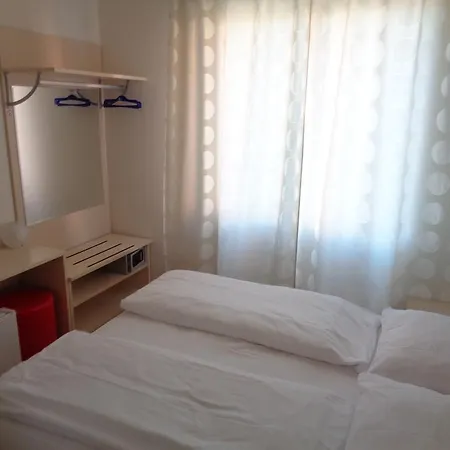 Castagnola 3*